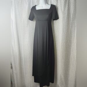 Sophisticated Black Maxi Dress